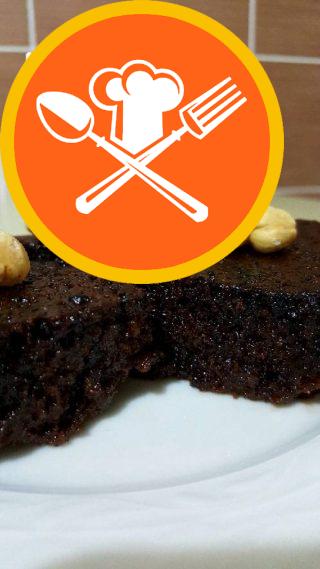 Πυκνό υγρό κέικ (brownie)